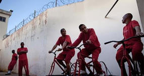 Prisoners in Brazil Ride Bikes to Provide Electricity and Reduce Sentences